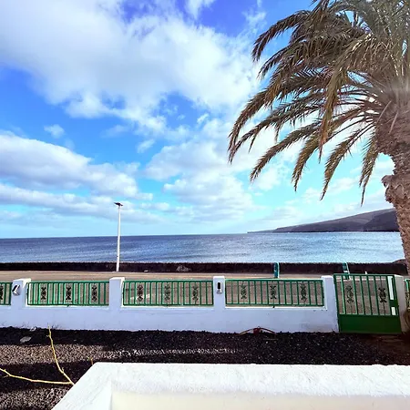 La Casa De La Playa * Playa Quemada